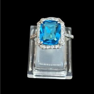 Elegant Blue Gemstone Silver Ring